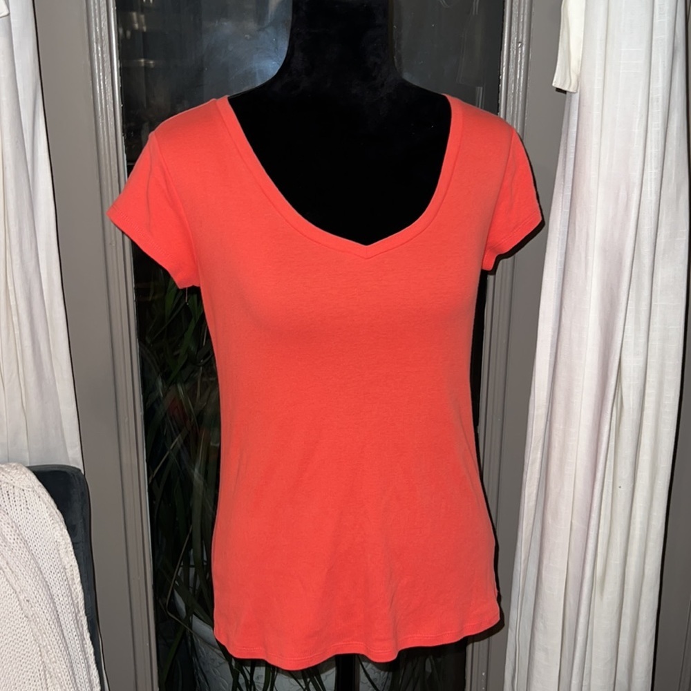 Liz Claiborne orange shortsleeve women’s shirt casual top Small - Picture 2 of 8
